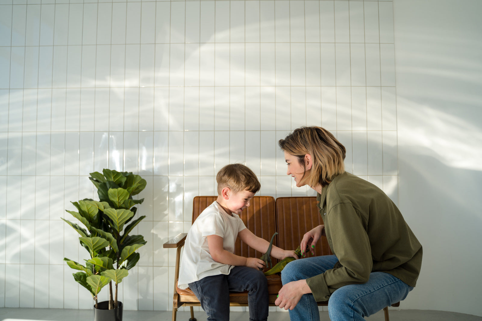 Is there a correlation between a person's childhood and college experience?